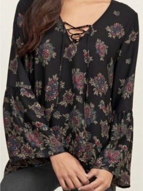 NWOT Vintage Abercrombie & Fitch Black Lace-Up Floral Blouse